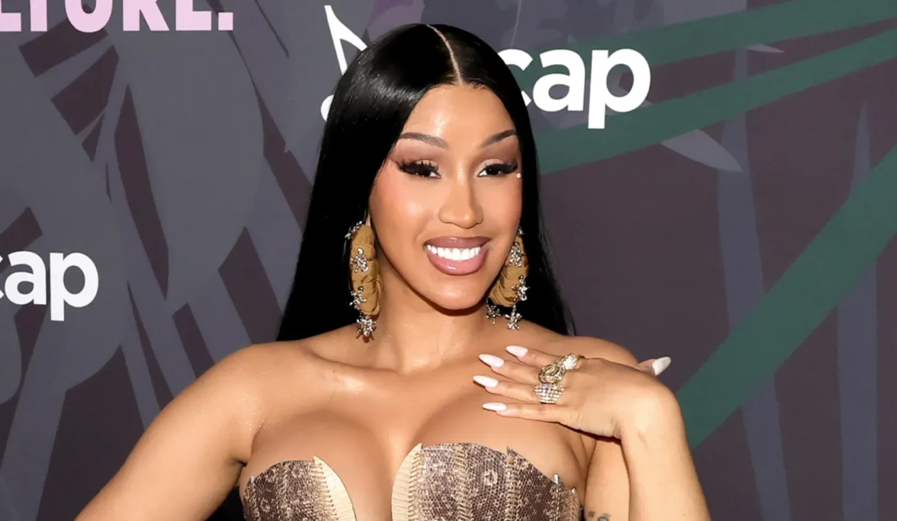 Cardi B Height, Age, Net Worth, Relationship, Career & More
