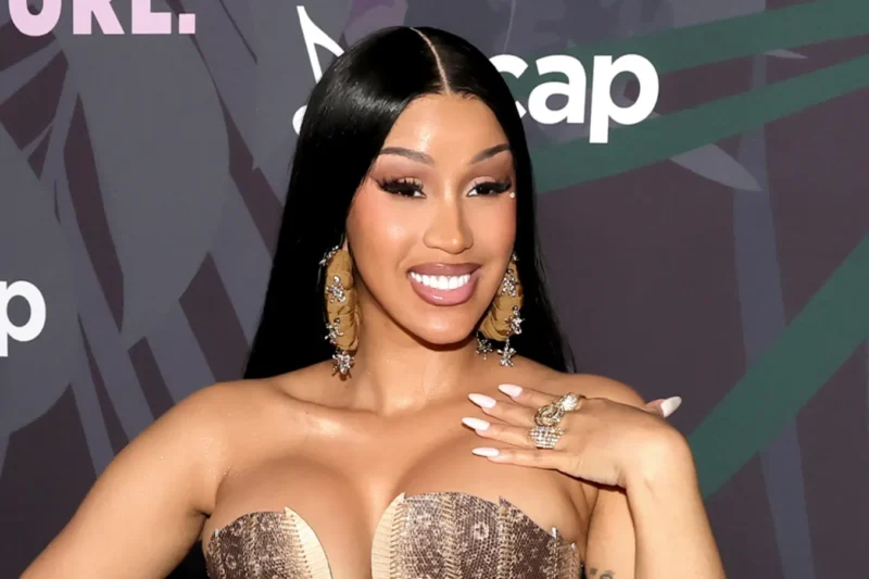 Cardi B Height, Age, Net Worth, Relationship, Career & More