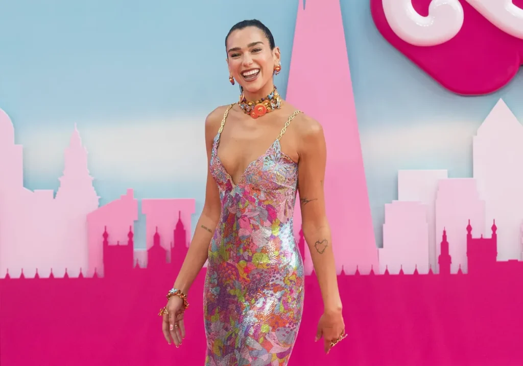 Dua Lipa Age, Biography, Net Worth, Height, Relationship, Career & More