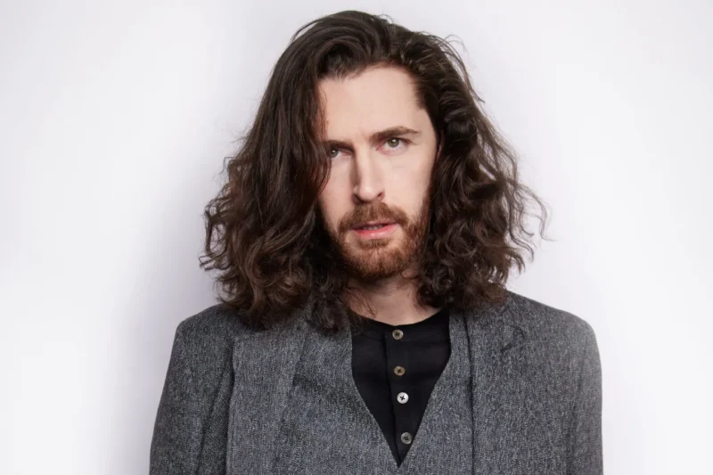 Hozier Height Discover the Truth Behind the Irish Star’s Stature