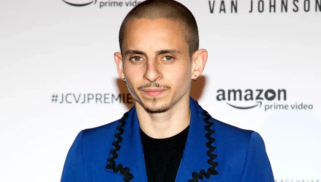 Moises Arias Height, Age, Net Worth, Relationship, Career & More