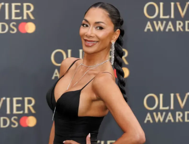 Nicole Scherzinger Height, Age, Net Worth, Relationship, Career & More