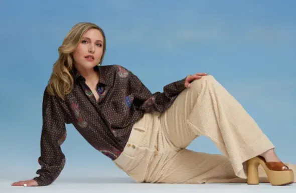 Taylor Tomlinson Net Worth (2026) A Deep Dive into Her Life, Career, and Success