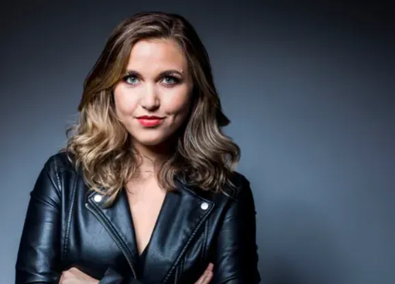 Taylor Tomlinson Net Worth (2026) A Deep Dive into Her Life, Career, and Success